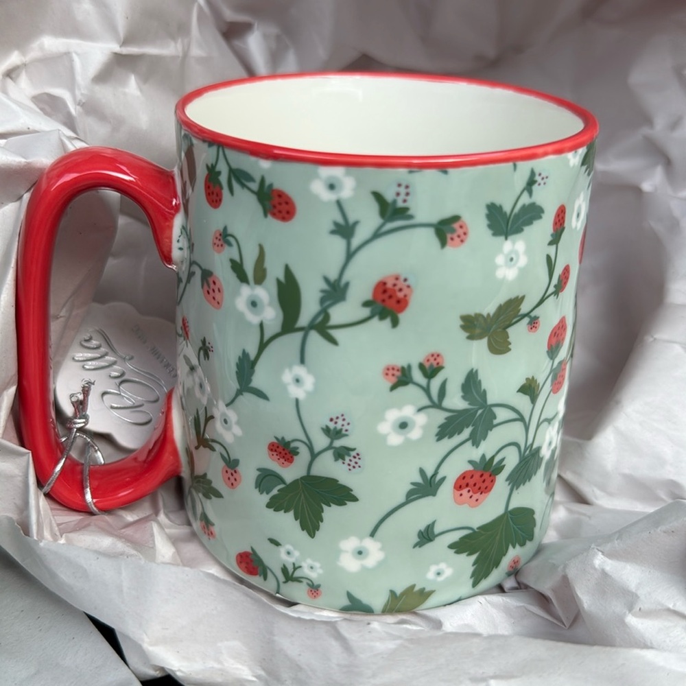 Strawberries and Floral Mug Bella 10 strawberry Street green Red NWT